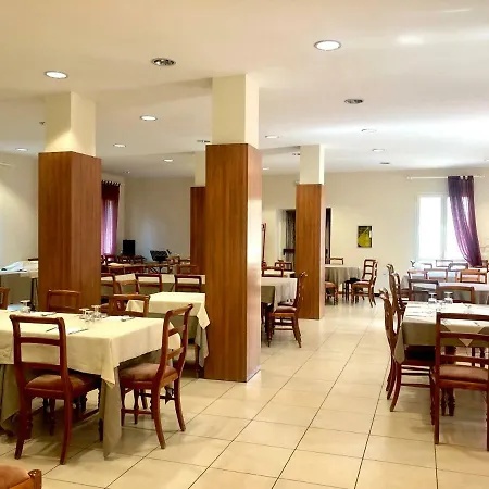 Europa מלון 3*